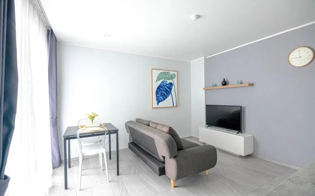 1BR Apartment near Villa Market  T2-423