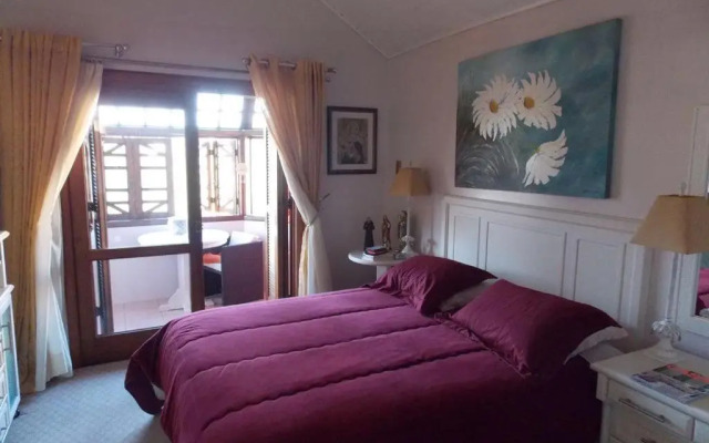 Apto 6 pessoas prox Rua Coberta