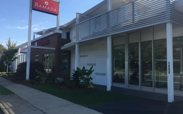 Ramada Rockville Centre