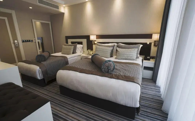 Seven Deep Hotel