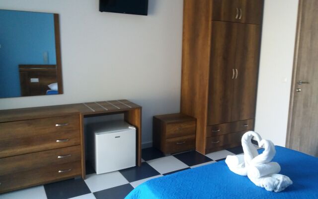 Evlogia Hotel Seafront & Annex by Greek Pride