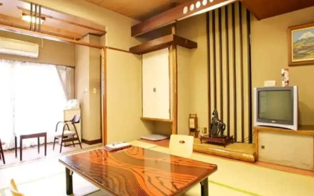 Minoya Hotel