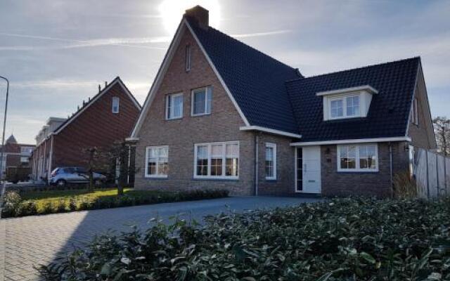 Vakantiewoning en Kamerverhuur Majoorwerf 17i