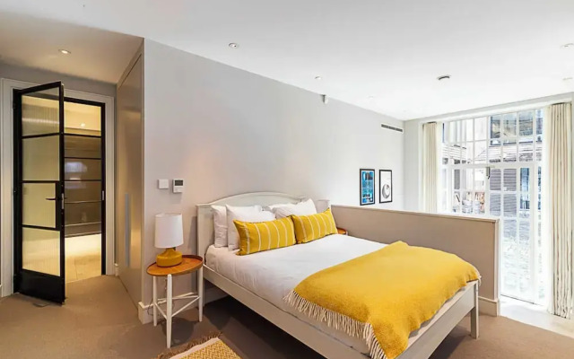 Pepys House: A Modern Touch of History
