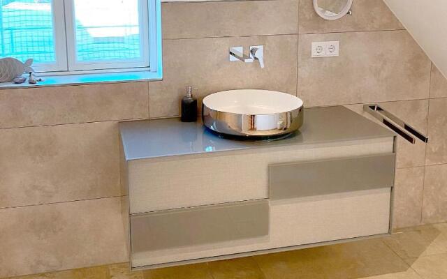 Premium Ferienhaus Soss Diek in Groß Schwansee