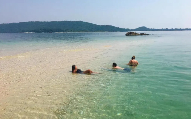 CoTo Starlight Boutique Hotel