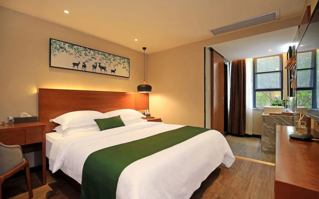 Immersing Hotel Guihu Branch
