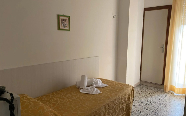 Hotel Modenese