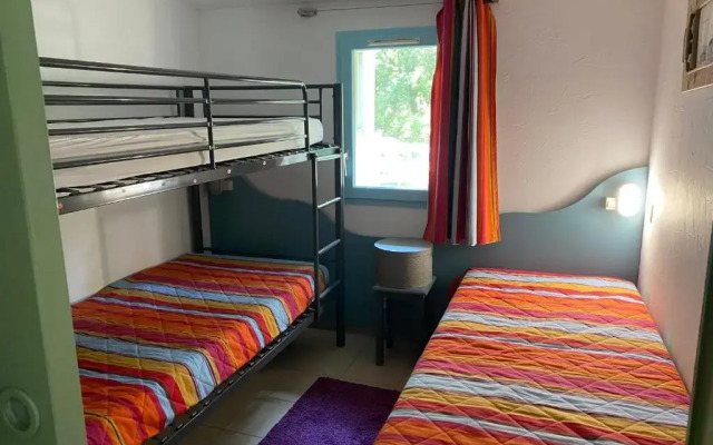 maisonnette 6 pers dans résidence avec piscine