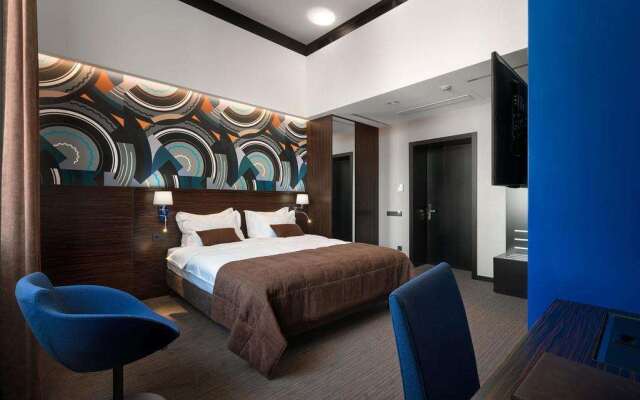 Bank Hotel