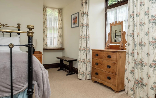 Watermouth Castle, South Court Apartment