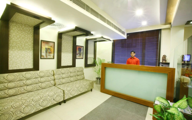 Karon Hotel - Lajpat Nagar