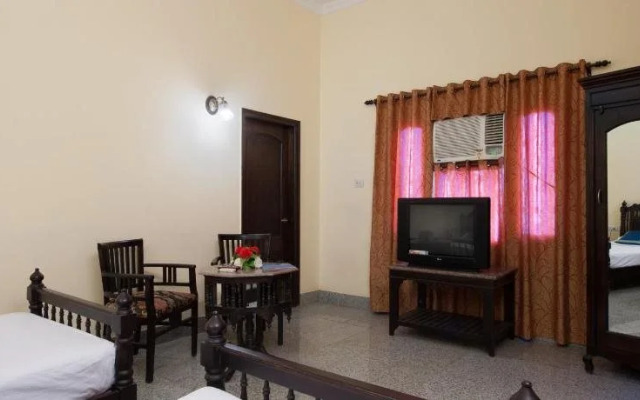 Rajvi Palace Hotel