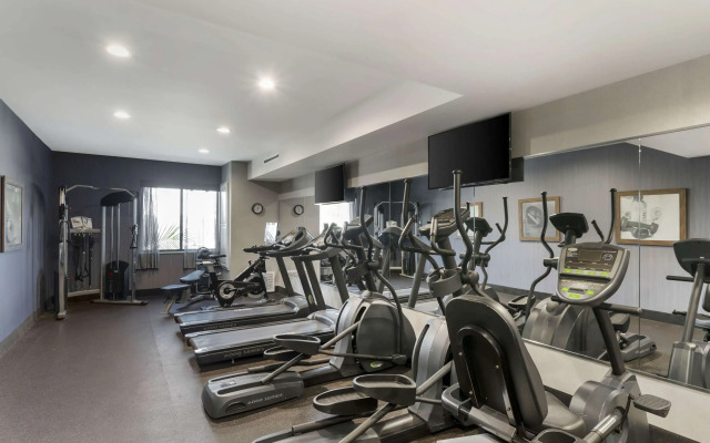 Best Western Plus Gardena Inn & Suites