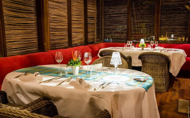 Le Cap Est Lagoon Resort & Spa