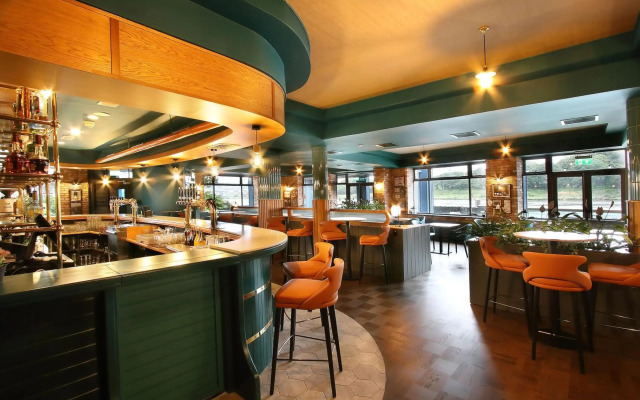 Waterford Marina Hotel