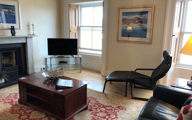 West End Apartments
