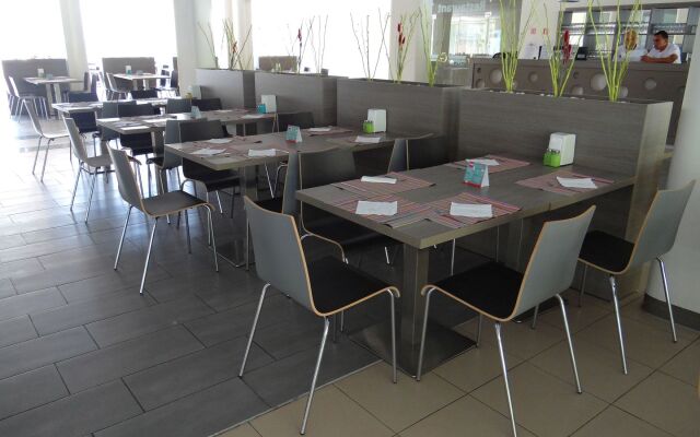 MPM Kalina Garden Hotel