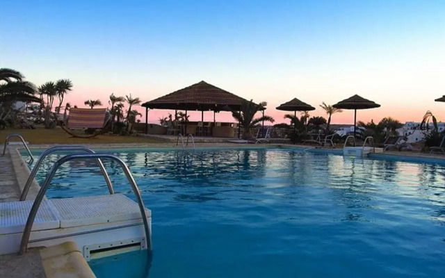 Koufonisia Hotel & Resort