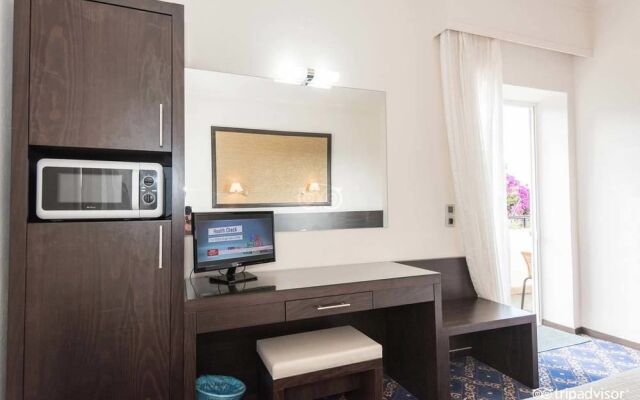 Monte Vardia Hotel