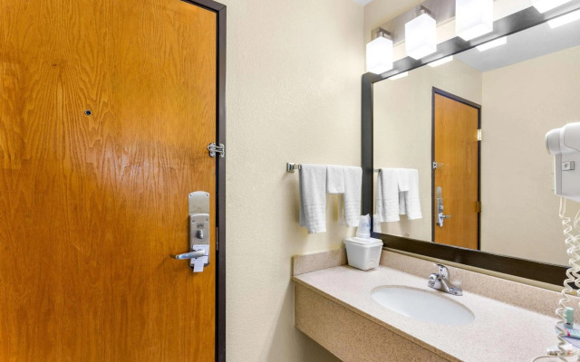 Best Western Oglesby Inn