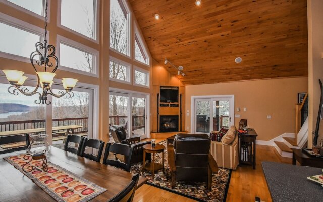 Wisp' n Away 5 Bedroom House