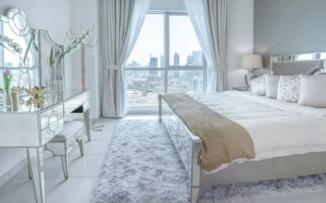 Burj Residence by Elite Royal Apartment