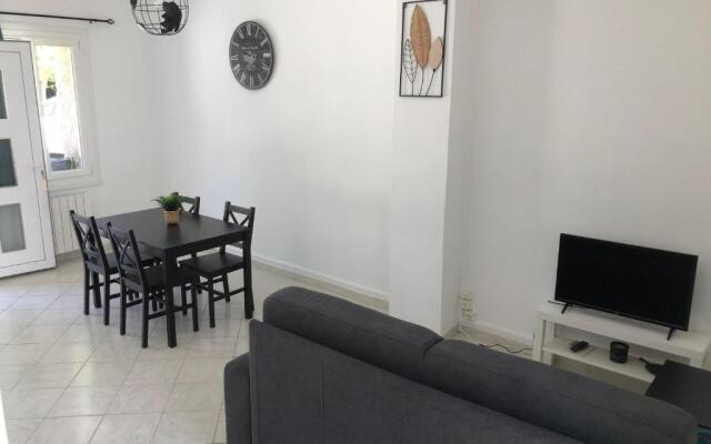 Eden, F3 avec extérieur et parking