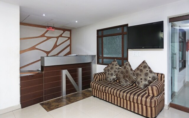 OYO Flagship 15233 Hotel G7