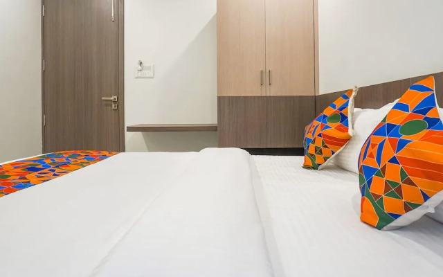 Fabhotel Prime Athiti Delight Stay