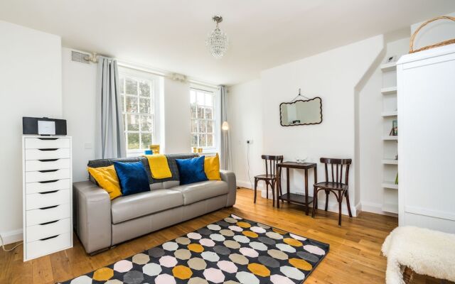 NEW Stylish & Sleek 1BD Flat In Vibrant Islington