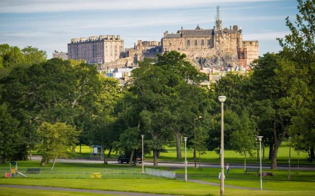 The Edinburgh Address - Classic Marchmont Charm