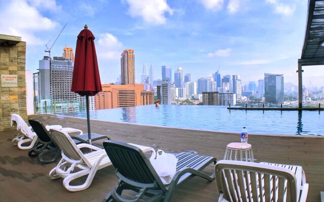 Greystone Haus at D' Majestic Place
