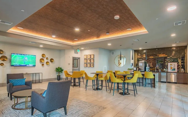 Scottsdale Grand