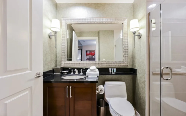 StripViewSuites Two Bedroom at Signature