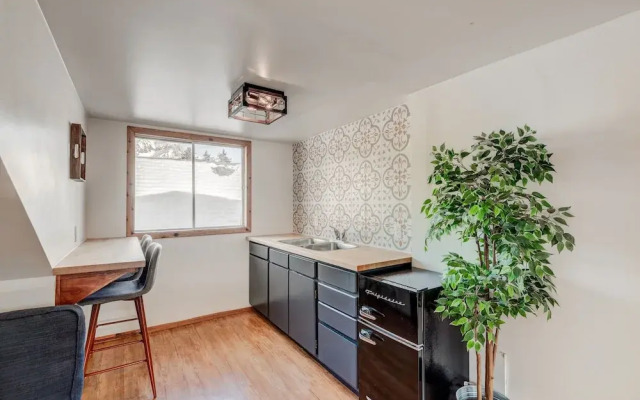 Rocky Mountain Bed & Breakfast