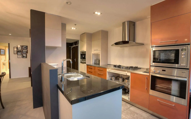 Shotover Penthouse & Spa by Staysouth