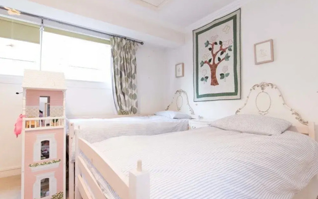 Veeve - Water Gardens