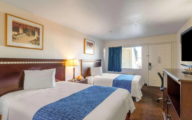 Rodeway Inn
