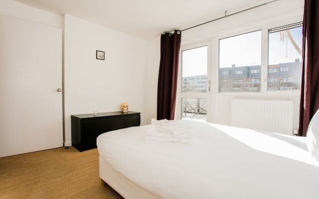 2 Bedroom Flat In Whitechapel