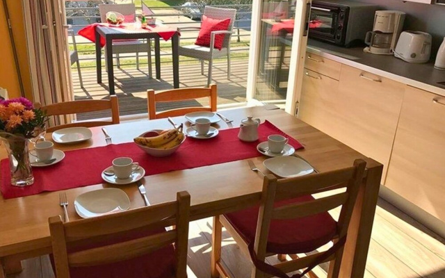 Ferienwohnung Am Yachthafen mit Balkon