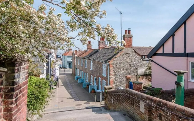 The Apartment at Clare House Aldeburgh Air Manage Suffolk