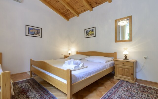 Oreb's Dream Apartments