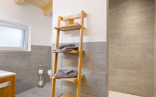 Pleasant Apartment in Mühlbach Near Ski Lift