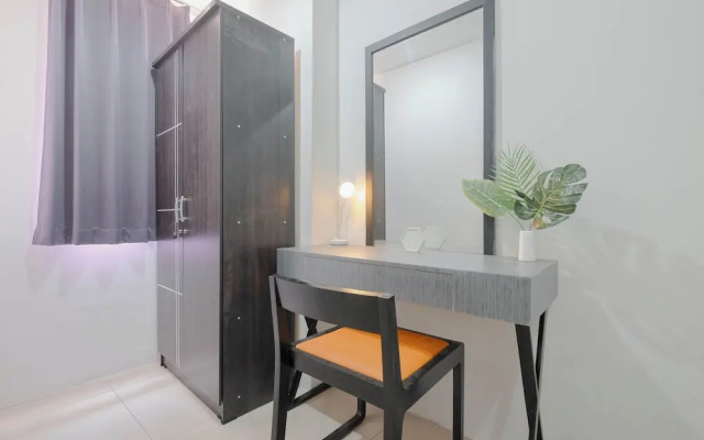 Warm And Comfy 2Br Apartment At Vittoria Residence