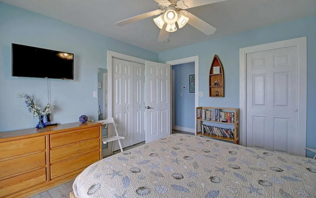 Spacious & Pet Friendly + Game Room Sleeps 10