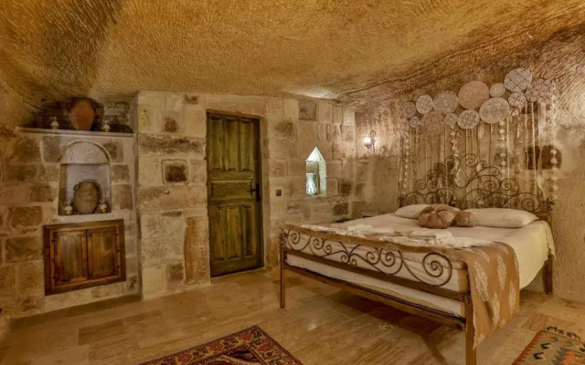 Casia Cave Suites