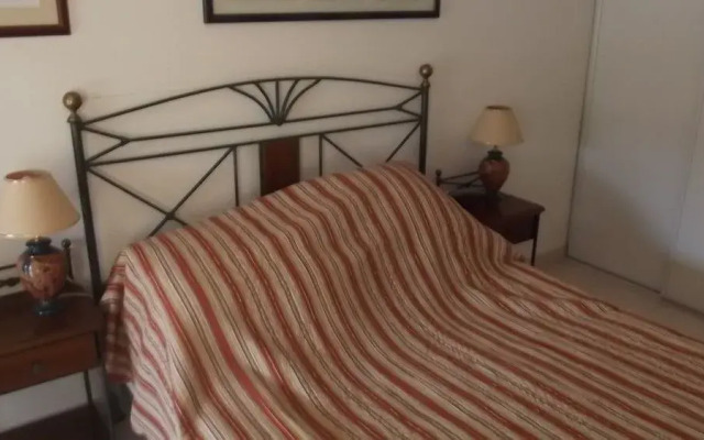 Appartement 4 personnes avec terrasse et parking quartier du Port de Nice