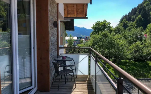 Fourteen 2 2 Zell am See S P