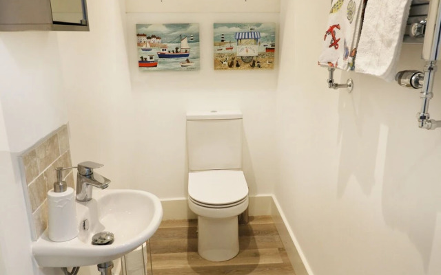 Chuffing Cottage